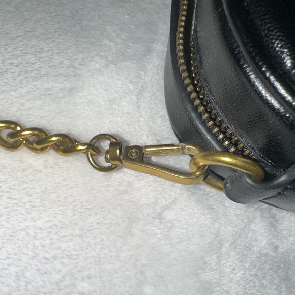 Gucci purse - Picture 2 of 7